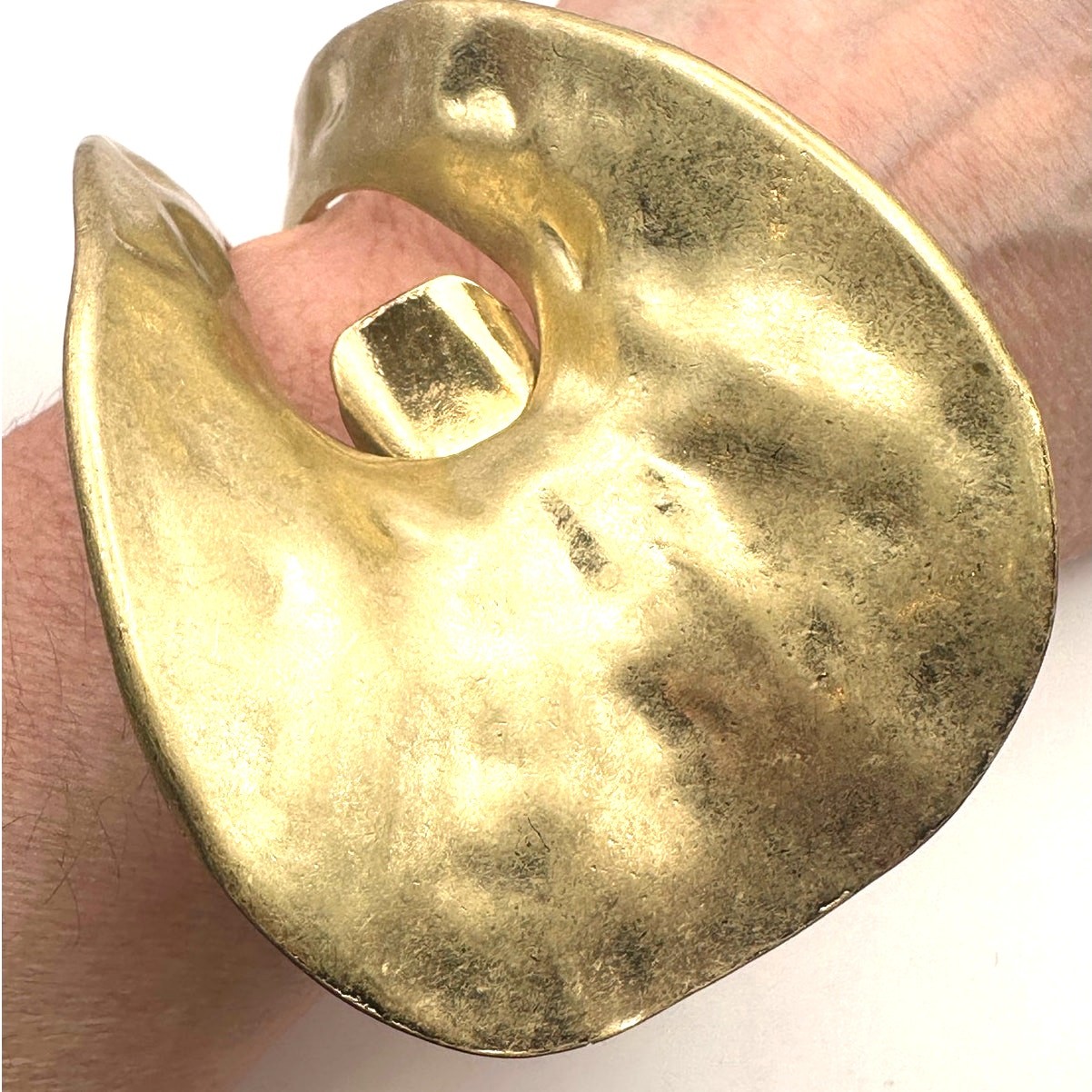 Oversized Statement Hinged Bracelet Gold tone Jewelry Modern Big Contemporary