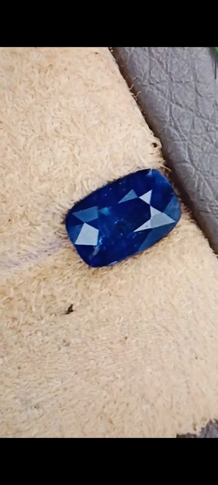 NATURAL BLUE SAPPHIRE 2.16 CT. Sri Lanka Ceylon OVAL CERTIFIED AGL ANTWERP