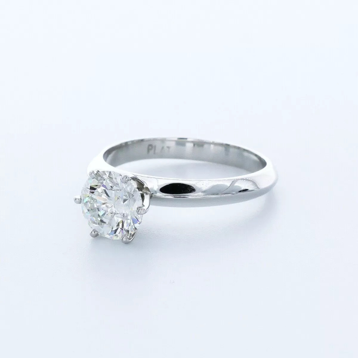 Solitaire Engagement Ring Platinum Classic Round 1.80 CT Lab-Grown Diamond E SI1