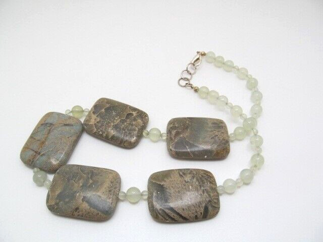 Heavy Green Bamboo Leaf Jasper Stone Bold Stone Bead Beaded Necklace 20.5 In