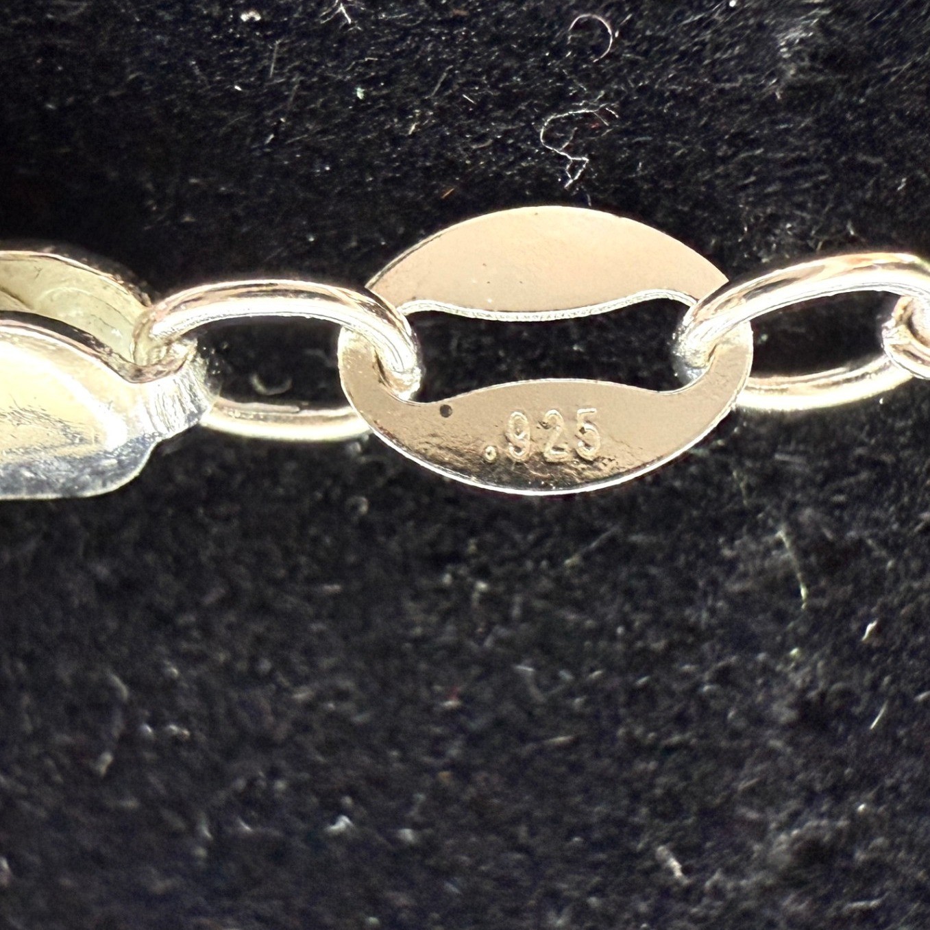 Artistry 925 Sterling Silver Pendant Necklace Pave Rhinestone Jewelry 9.5 in L
