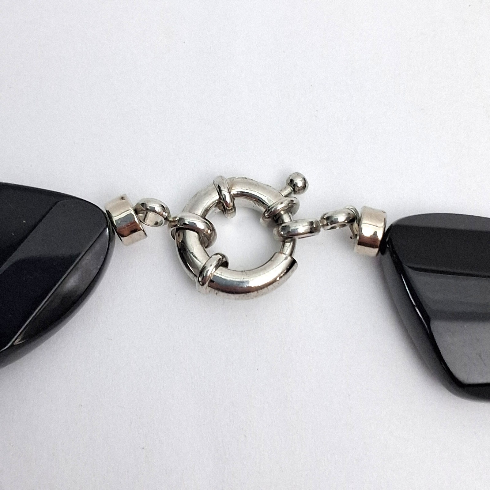VINTAGE 80’s Jet Black Glass Faceted Bead Statement 114g Piece Necklace 17.5″