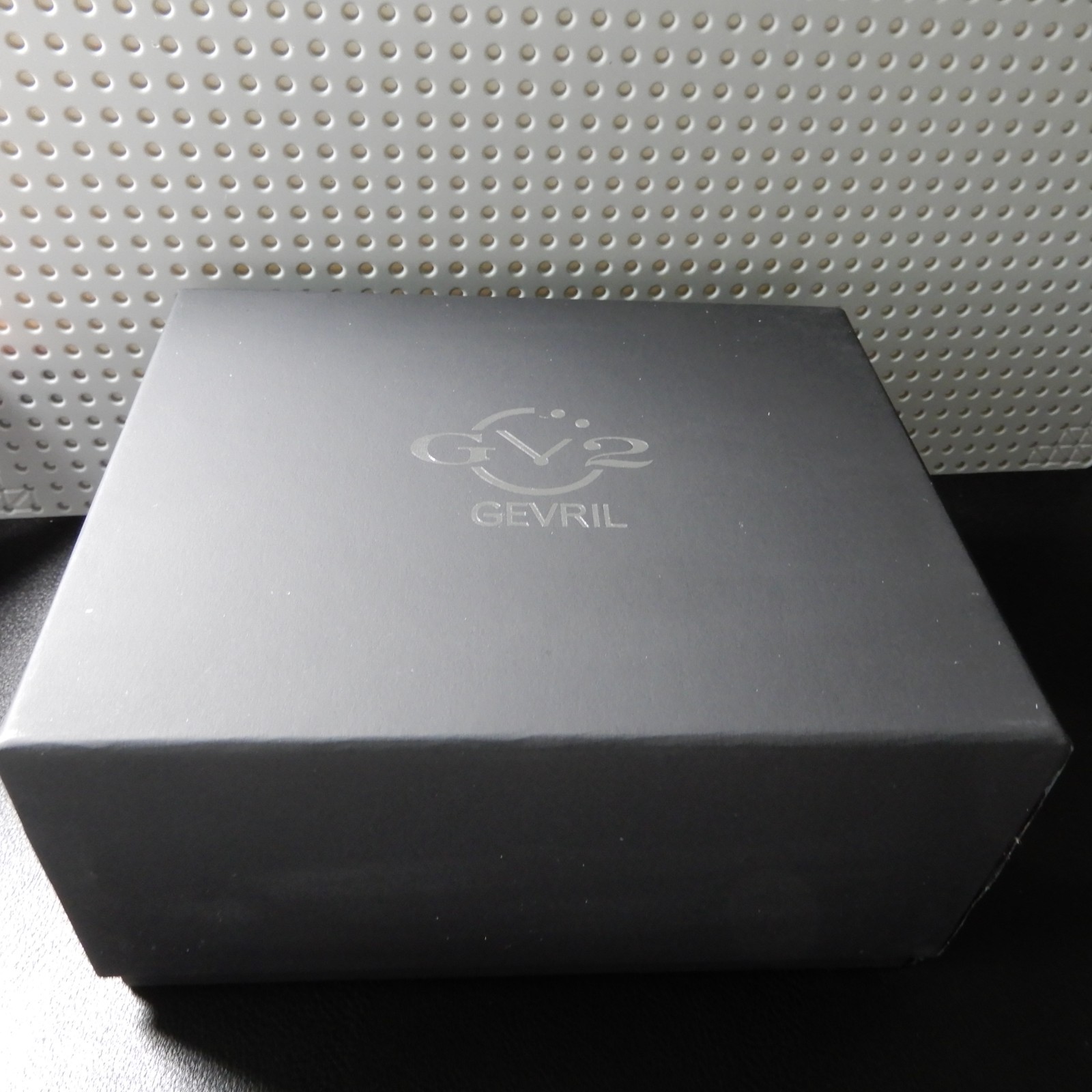 New Demo! GV2 XO SUBMARINE-GMT-Gunmetal & Red Dial-SWISS QUARTZ /WILL NOT LAST!