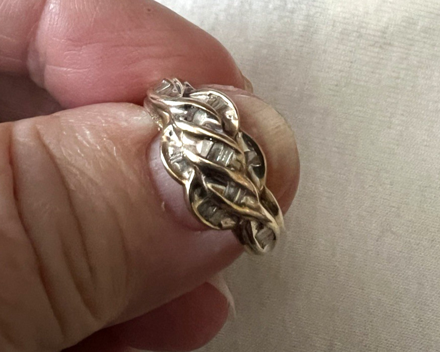 10k Gold With Baguette Diamonds Ring Size 7, 3.2 Grams, Pre-Owned