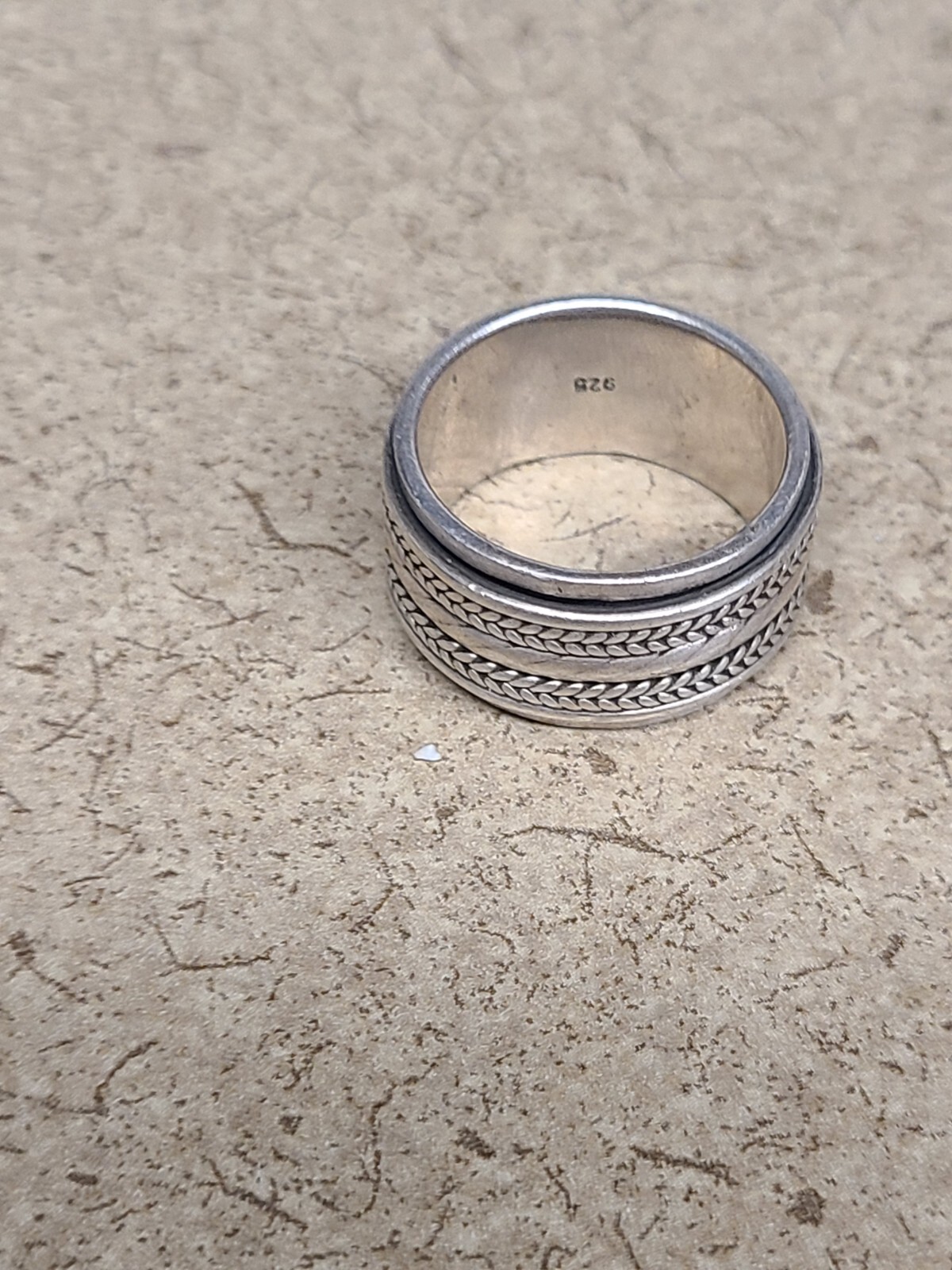 925 Spinner Ring 10.9 Grams Size 8.5