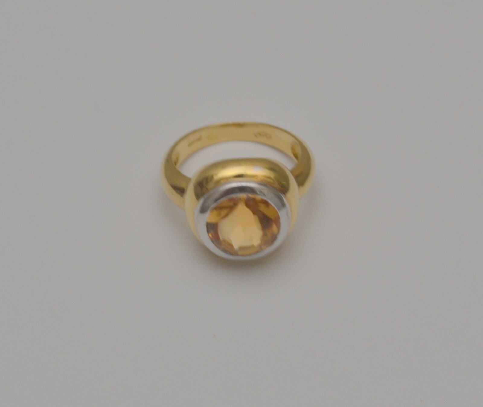 18K Yellow White Gold 10mm Round Cabochon Topaz Ring 8.4 Grams Size 6.75 DR5 lot