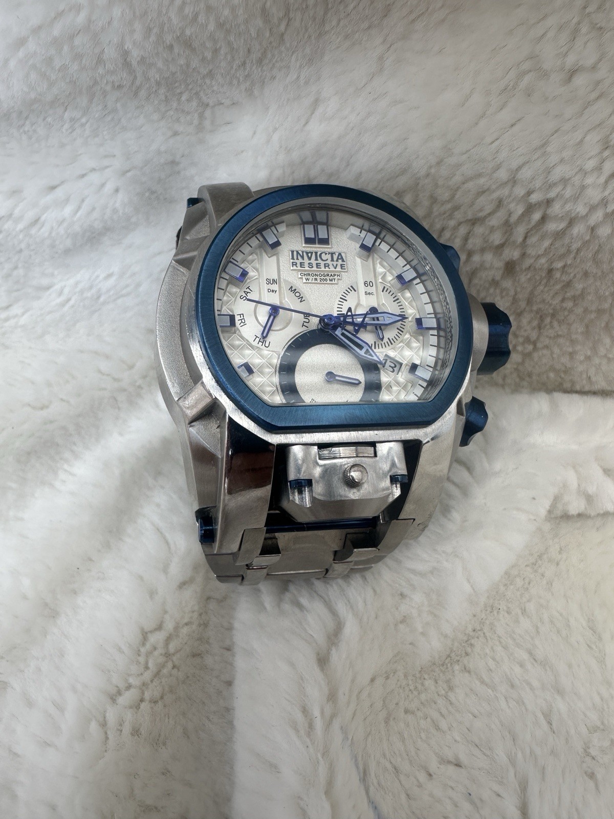 Invicta Bolt Zeus Reserve Chronograph Quartz 200m SS Blue Bezel w/ Box