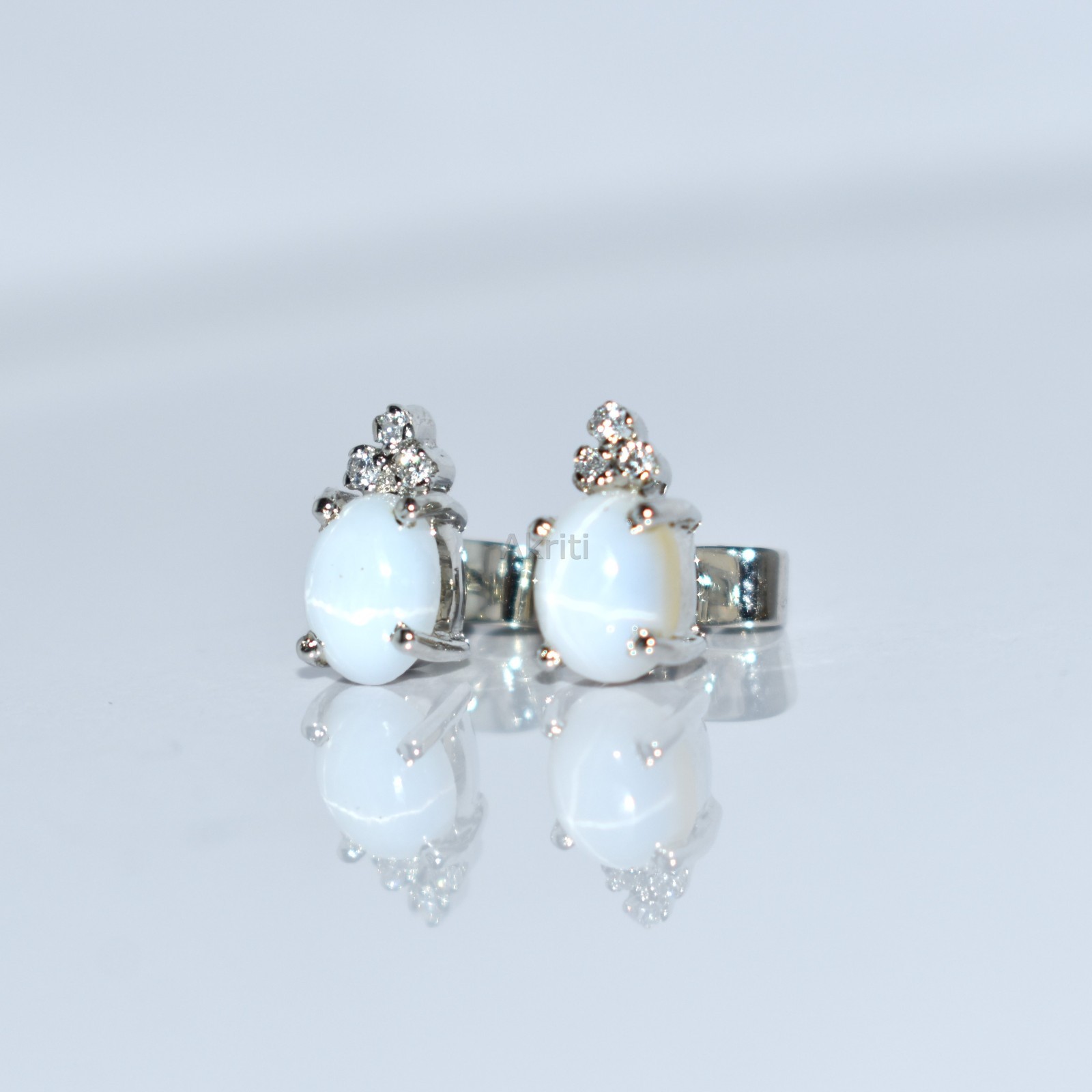 Crown Style Lab Lindy Star Sapphire & CZ Diamond 925 Sterling Silver Stud