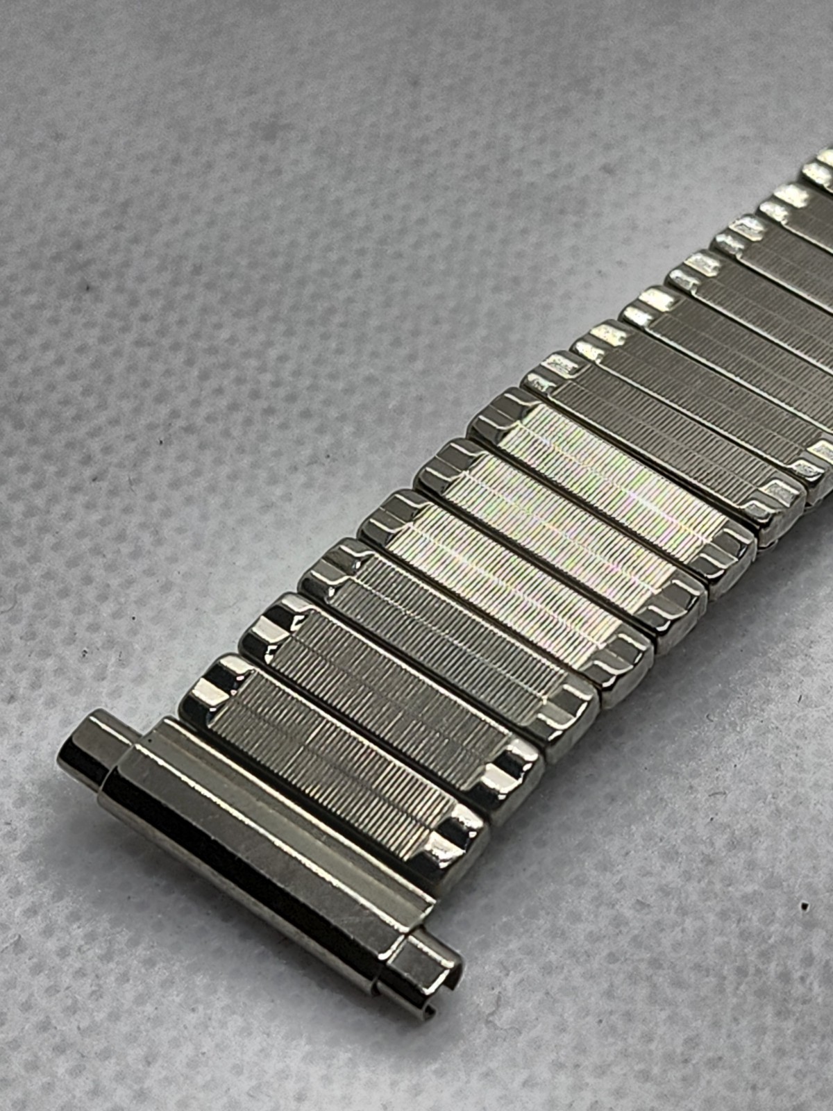 Vintage NOS Brite Calendar Expansion Watch Band-Stainless W/17-21mm Straight End