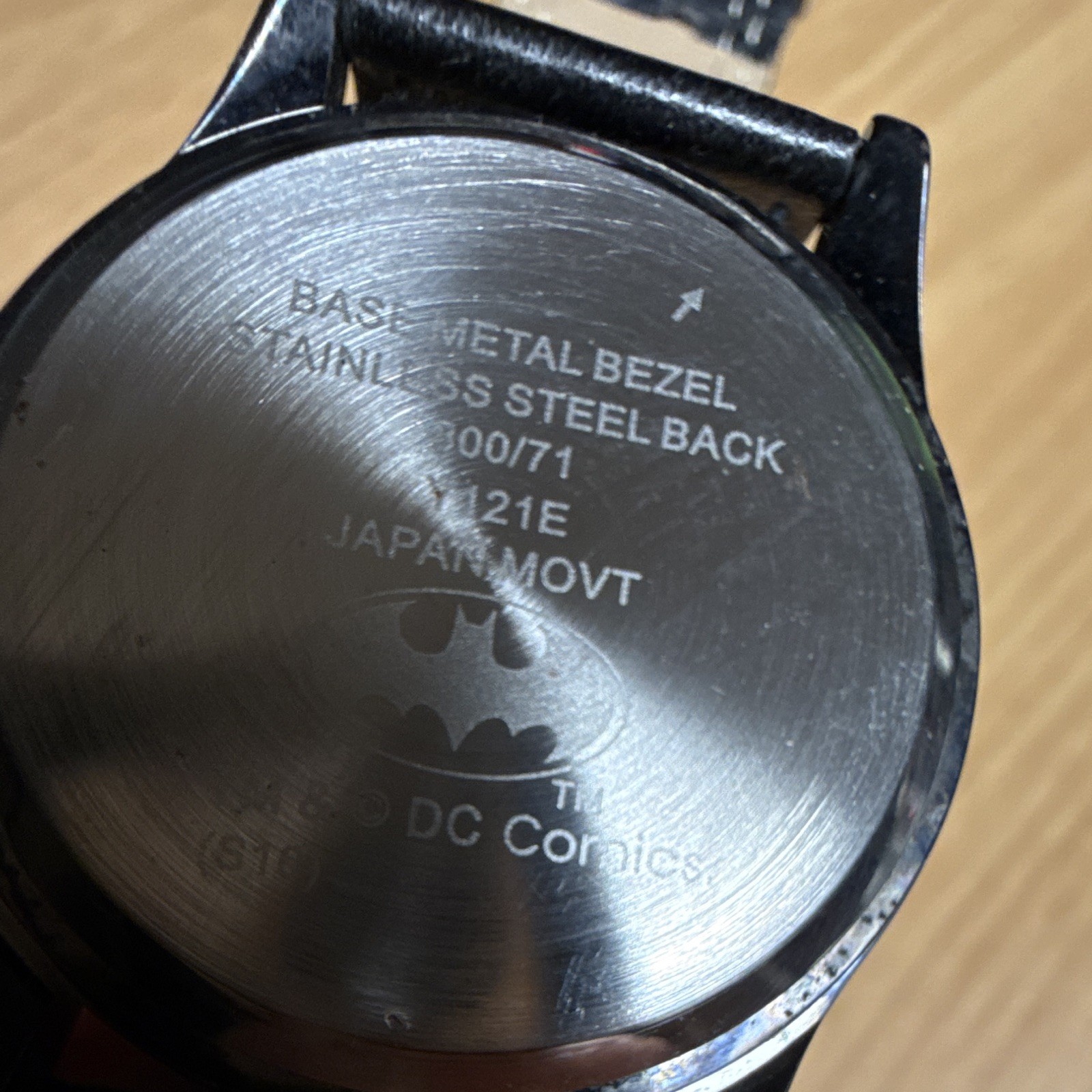 DC Comics Batman Analog Wristwatch Black Dial Leather Strap Tin Boy’s Children’s