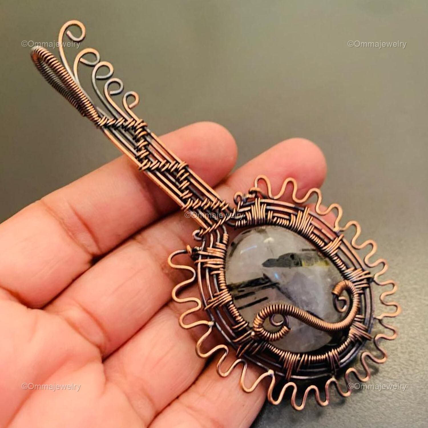 Rutile Quartz Gemstone Artisan Wire Wrap Ethnic Guitar Mother New Pendant Copper
