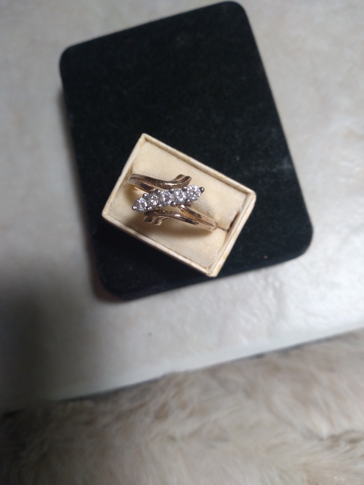 14K Yellow Gold Ring With A Cluster Of 5 Diamonds In A Bypass Design