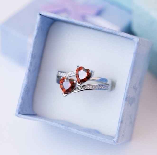 Exquisite Red Garnet CZ Double Heart Ring Size 10 & CZ Halo Heart Earrings Set