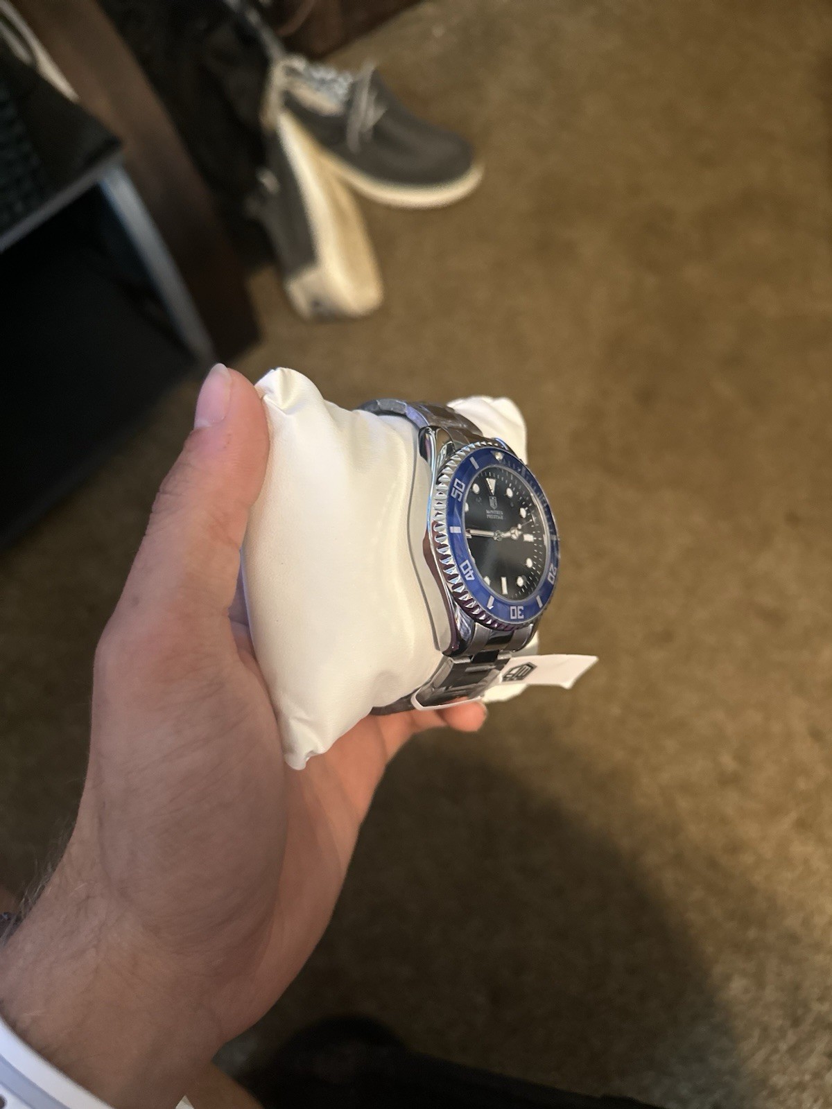 Invicta Men’s Pro Diver Quartz Watch 44-47mm Black Dial Blue Bezel 200m Box