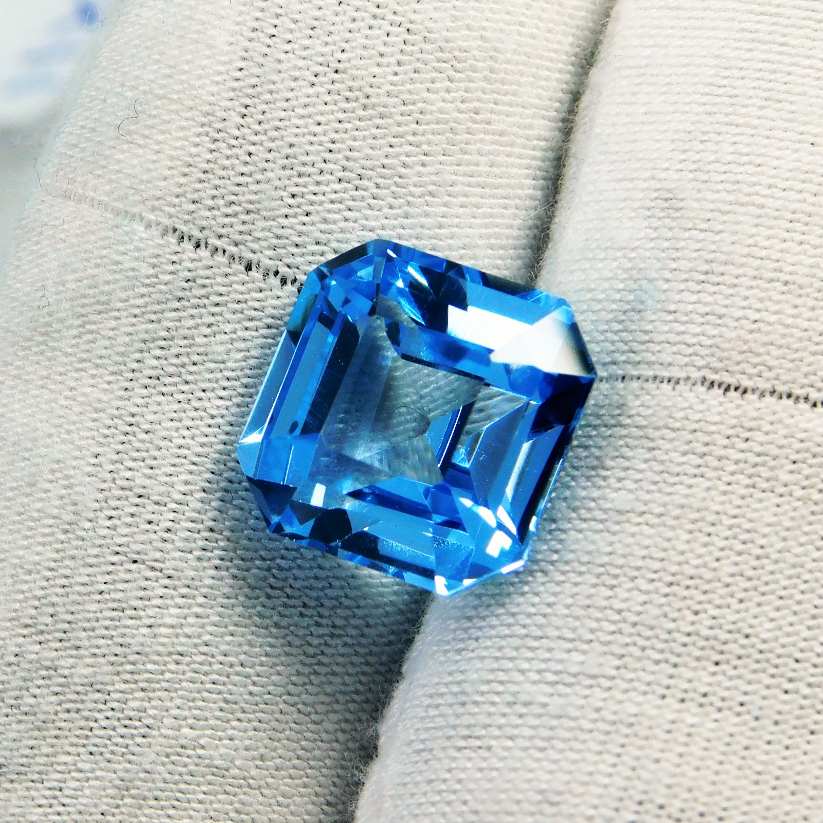 CERTIFIED Natural Unheated 7.40 Cts Blue Sapphire Radiant Loose Gemstone