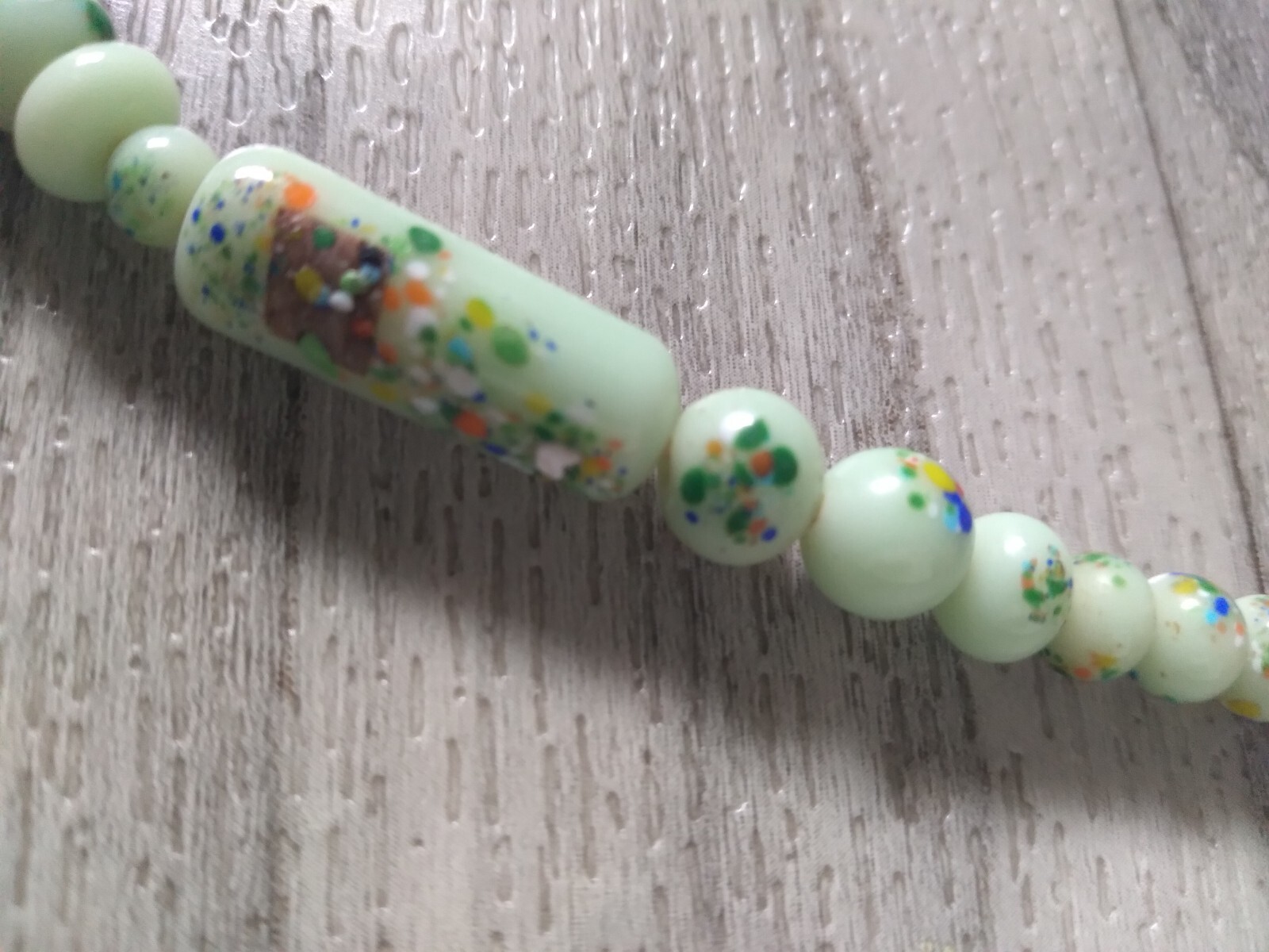 Jadeite Beaded Glass Necklace 15in Light Green Antique Art Deco Vintage