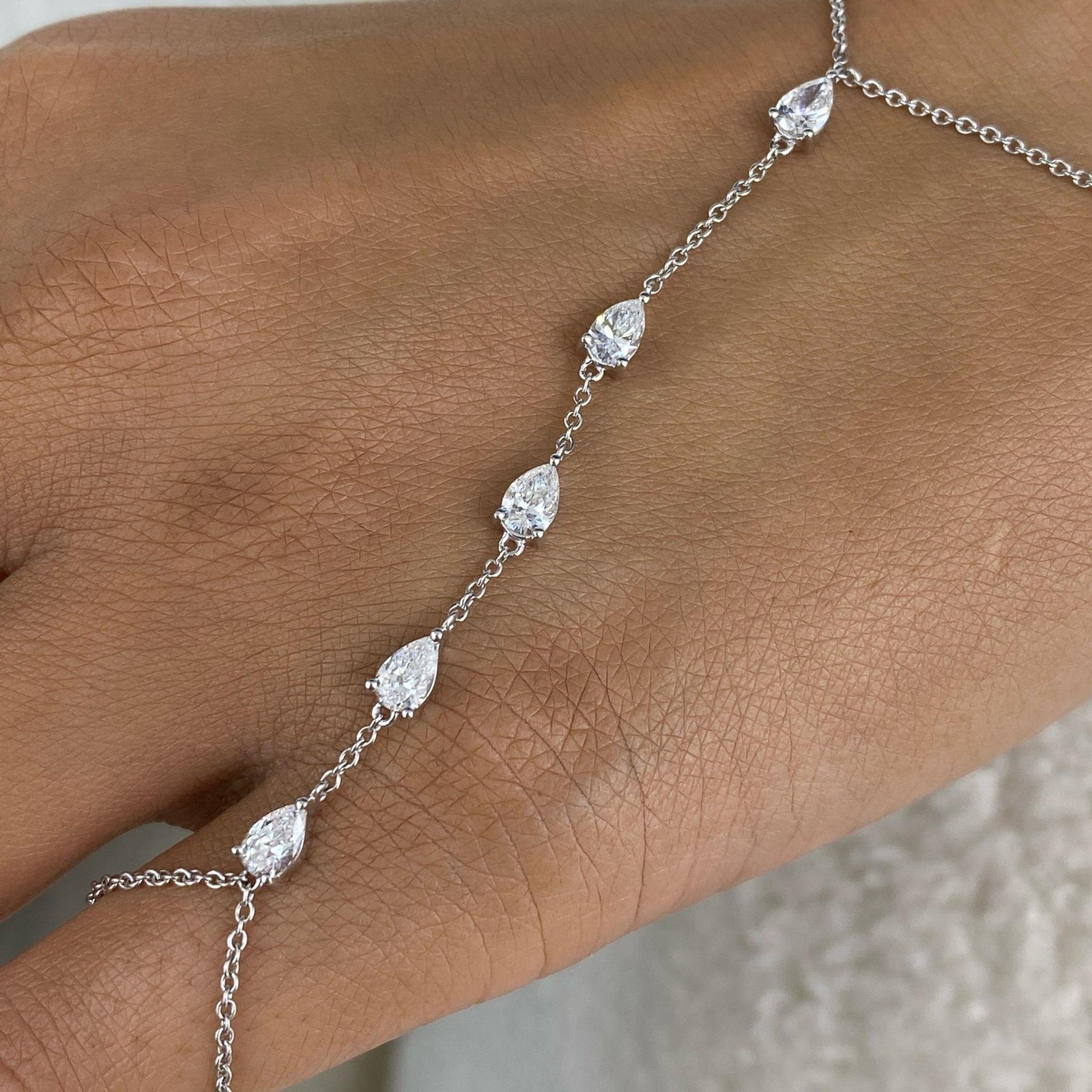 0.9ct TCW Pear Hand Chain Bracelet 14K Solid Gold Lab-grown Diamond F/VS1 GGL