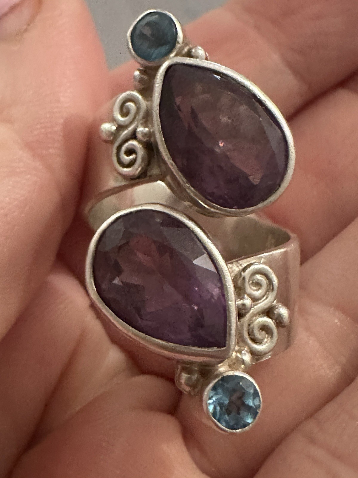 RARE Beautiful Vtg. SAJEN Sterling Silver 925 Ring With Amethyst Stones