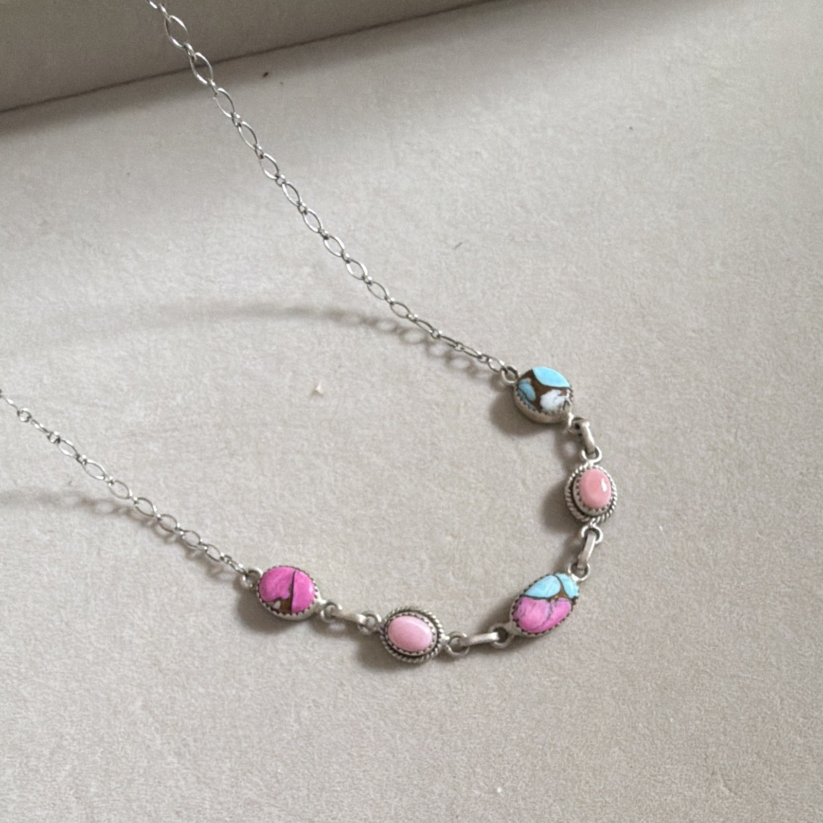 Cotton candy and pink conch – fully adjustable choker
