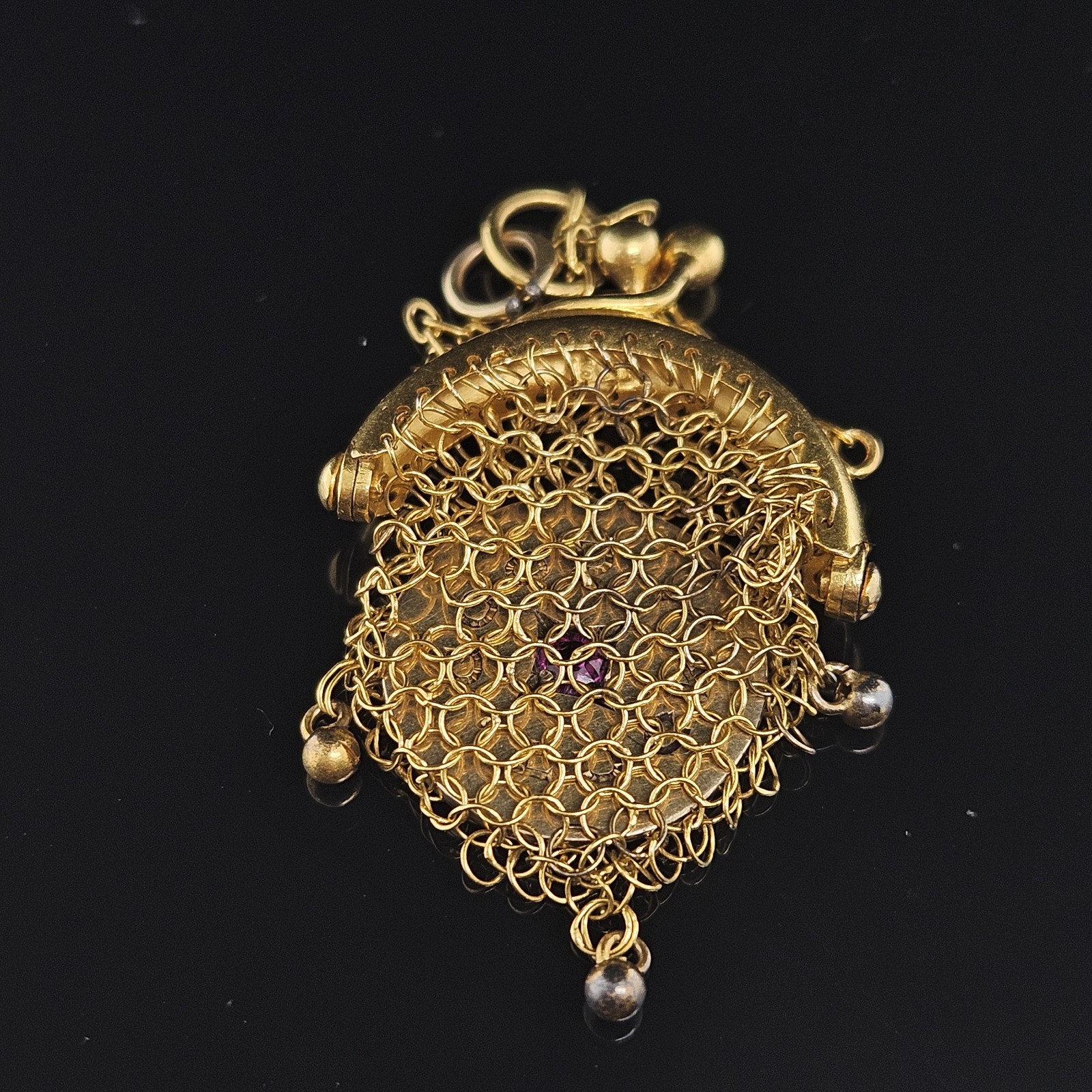 18K Gold Antique Mesh Purse Good Luck Love Token Coin Inside Charm Pendant 1905