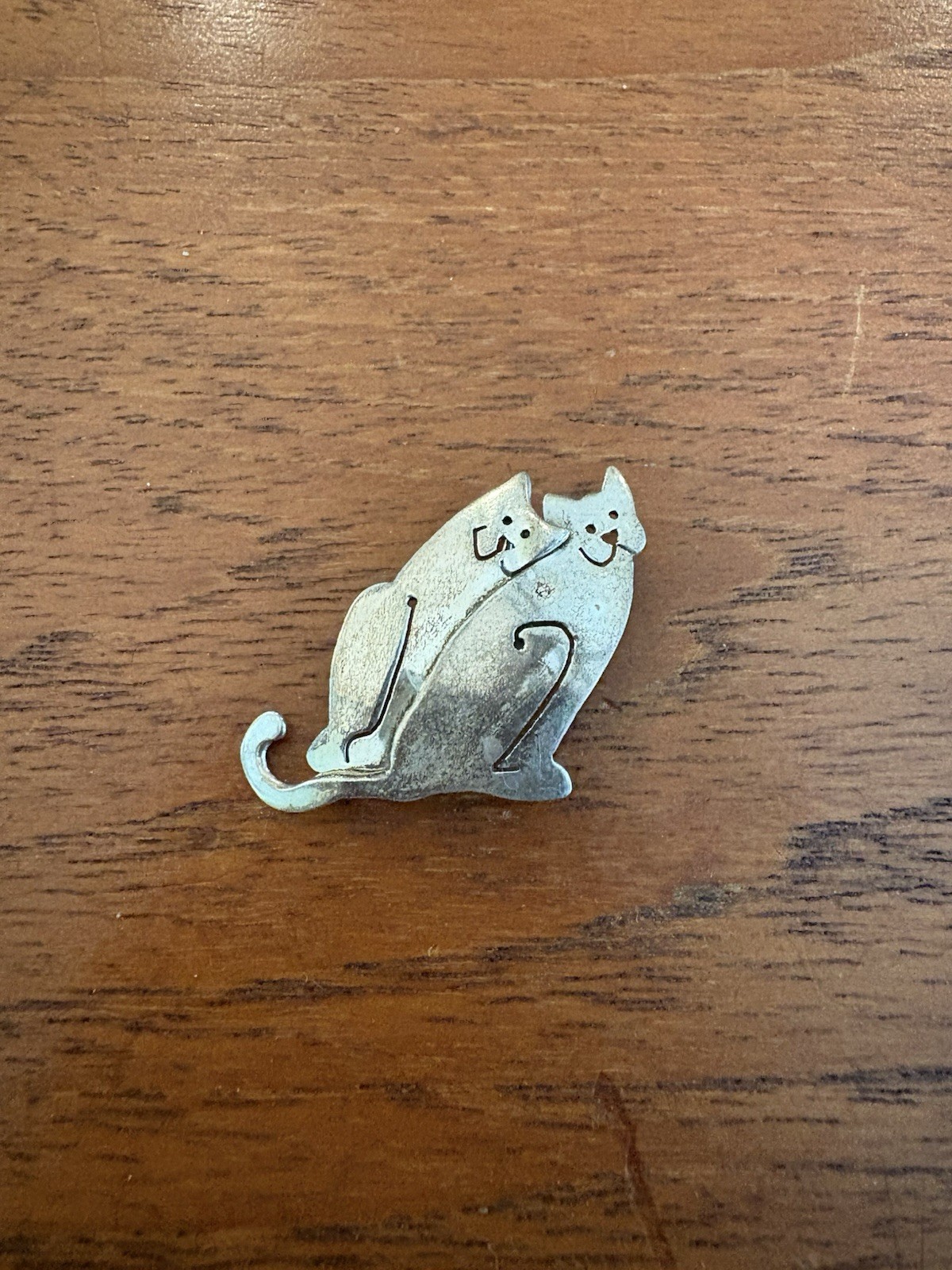 Far Fetched 925 Silver 2 Cats Brooch, 3 Grams