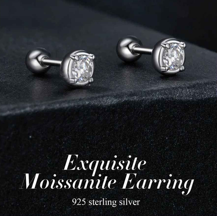 925 Sterling Silver Classical Round 0.1 CT moissanite Stud Earrings For Women
