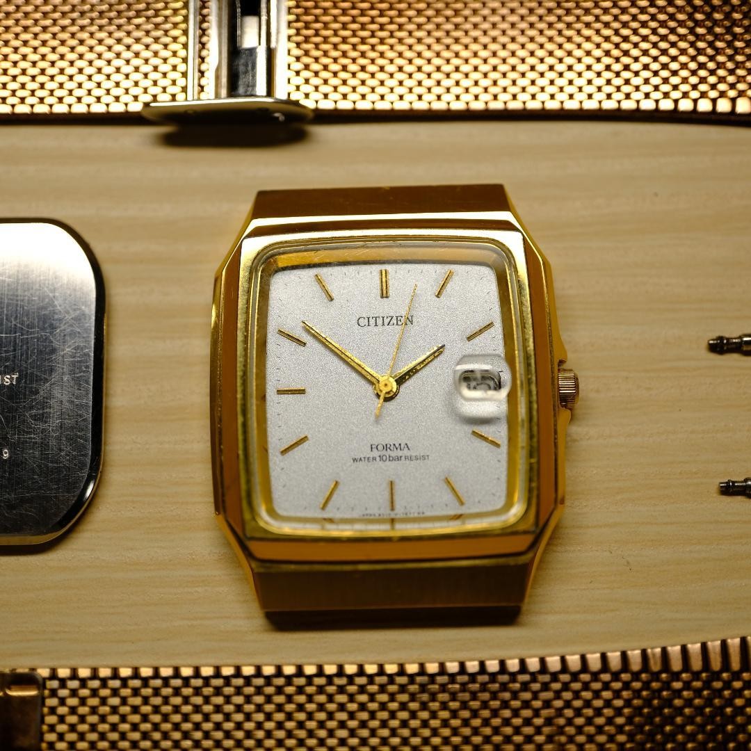 CITIZEN FORMA Gold Quartz Mesh Watch