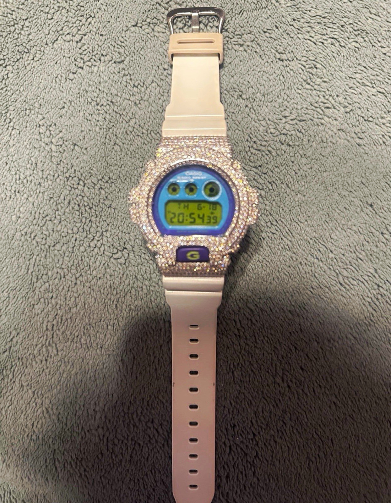 Casio G-Shock DW-5600V Digital Quartz White Resin 200m Rhinestone Bezel