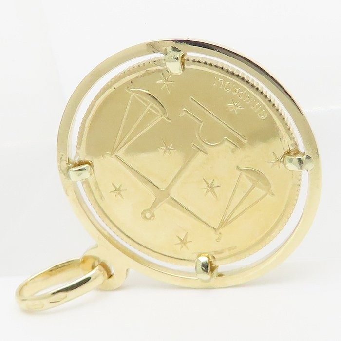 UNOAERRE Coin motif 18K Yellow Gold PendantTop Charm 5.0grams /295326