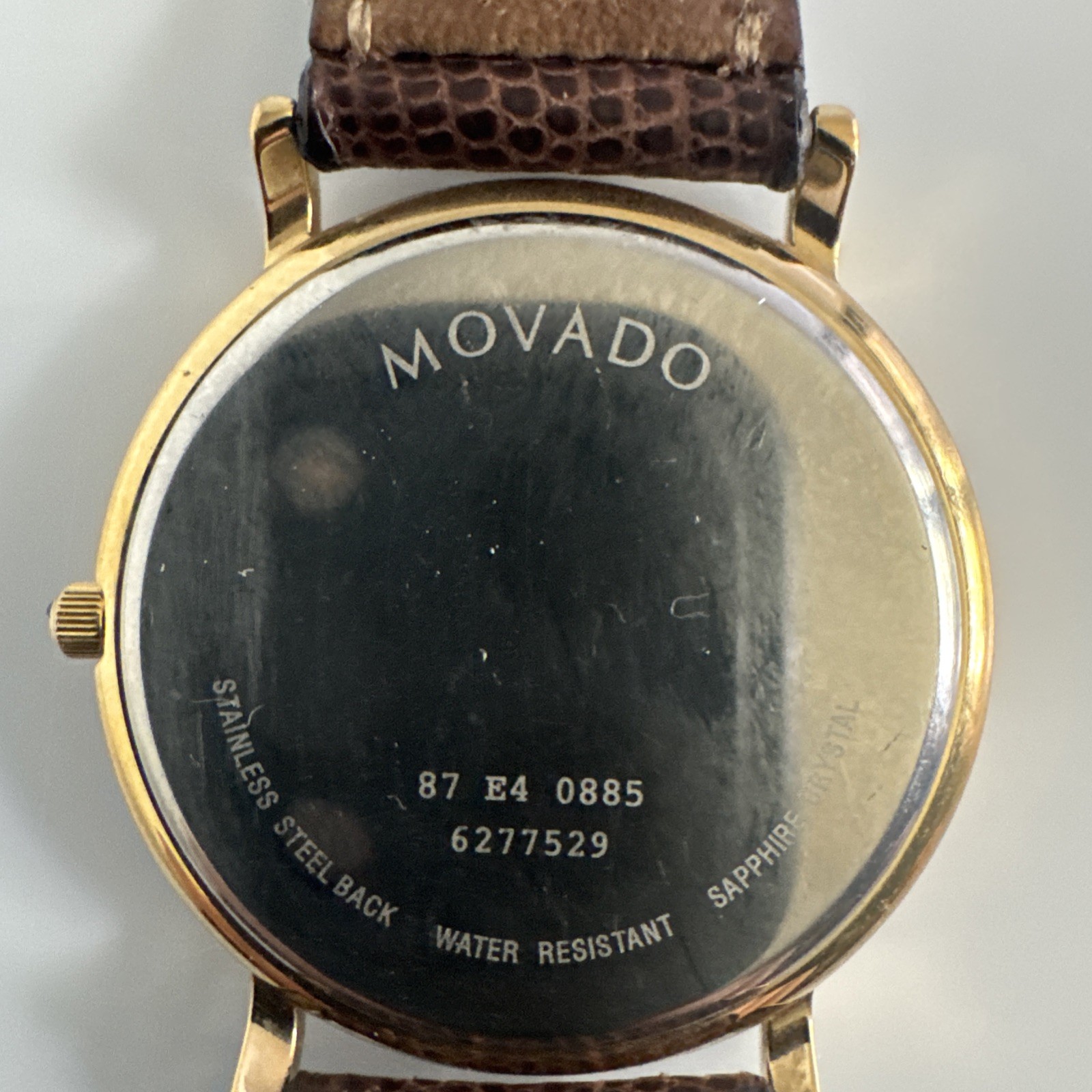 Movado Classic Ultra-Thin Dress Watch – Ref. 87-E4-0885 -Gold *UNWORN DISPLYED*