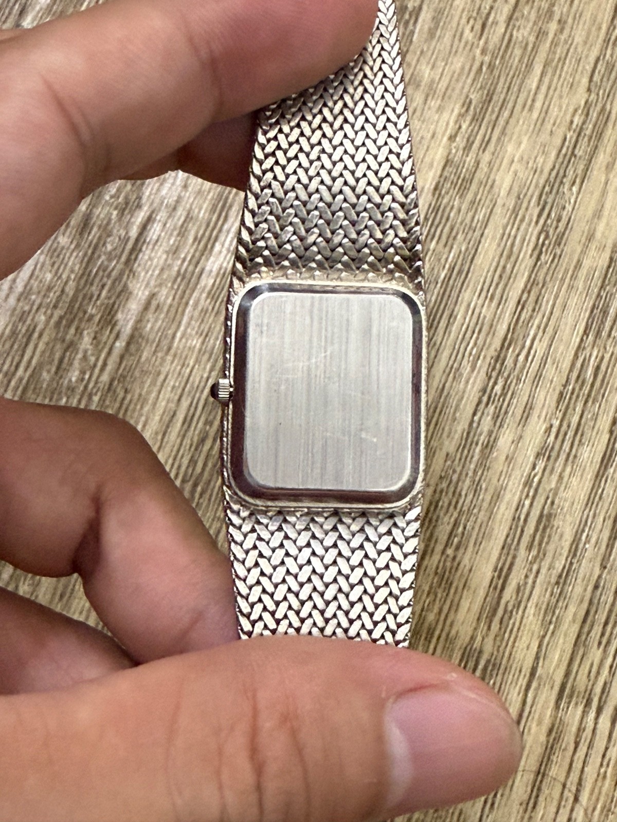 Vintage Excellent Quartz Square Watch Silver Mesh Bracelet Japan 25x28mm Unisex