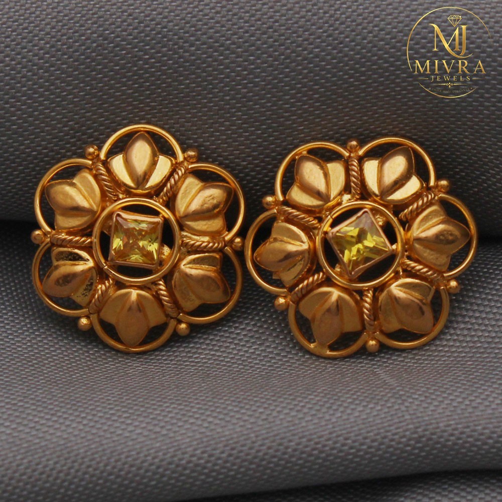 22 Carat Gold Jewelry, Lightweight Luxury Earrings, 1.7 cm, 2.58g
