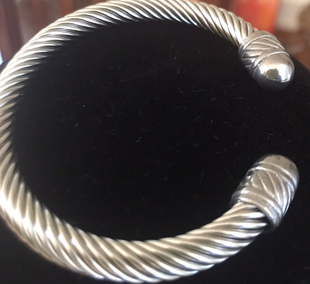 Non-Tarnish Stainless Steel Cuff Bracelet