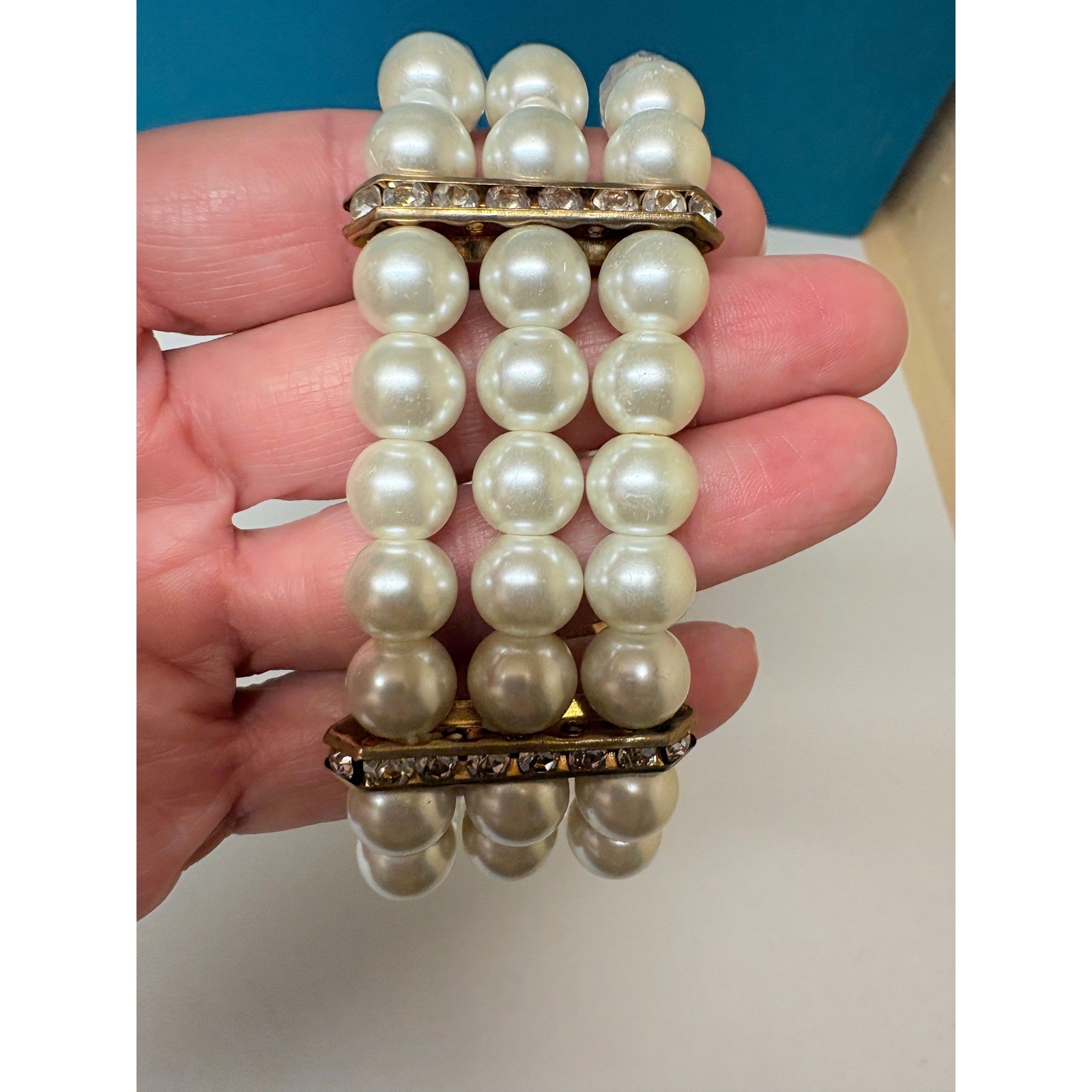 Triple Strand Faux Pearl Stretch Bracelet Gold Tone Rhinestone Cream White