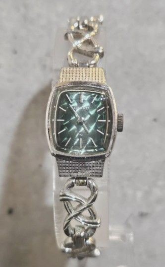Vintage Seiko 11-3610 21 Jewel Manual Wind Women’s Watch