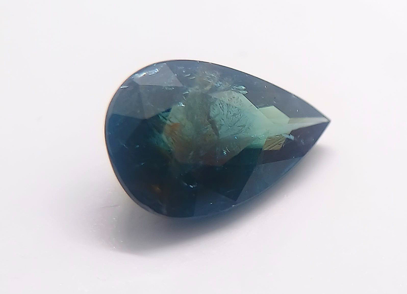 AUSTRALIAN OCEAN DEEP NAVY BLUE-Green SAPPHIRE 1.36ct Pear Tasmanian Plant Insid
