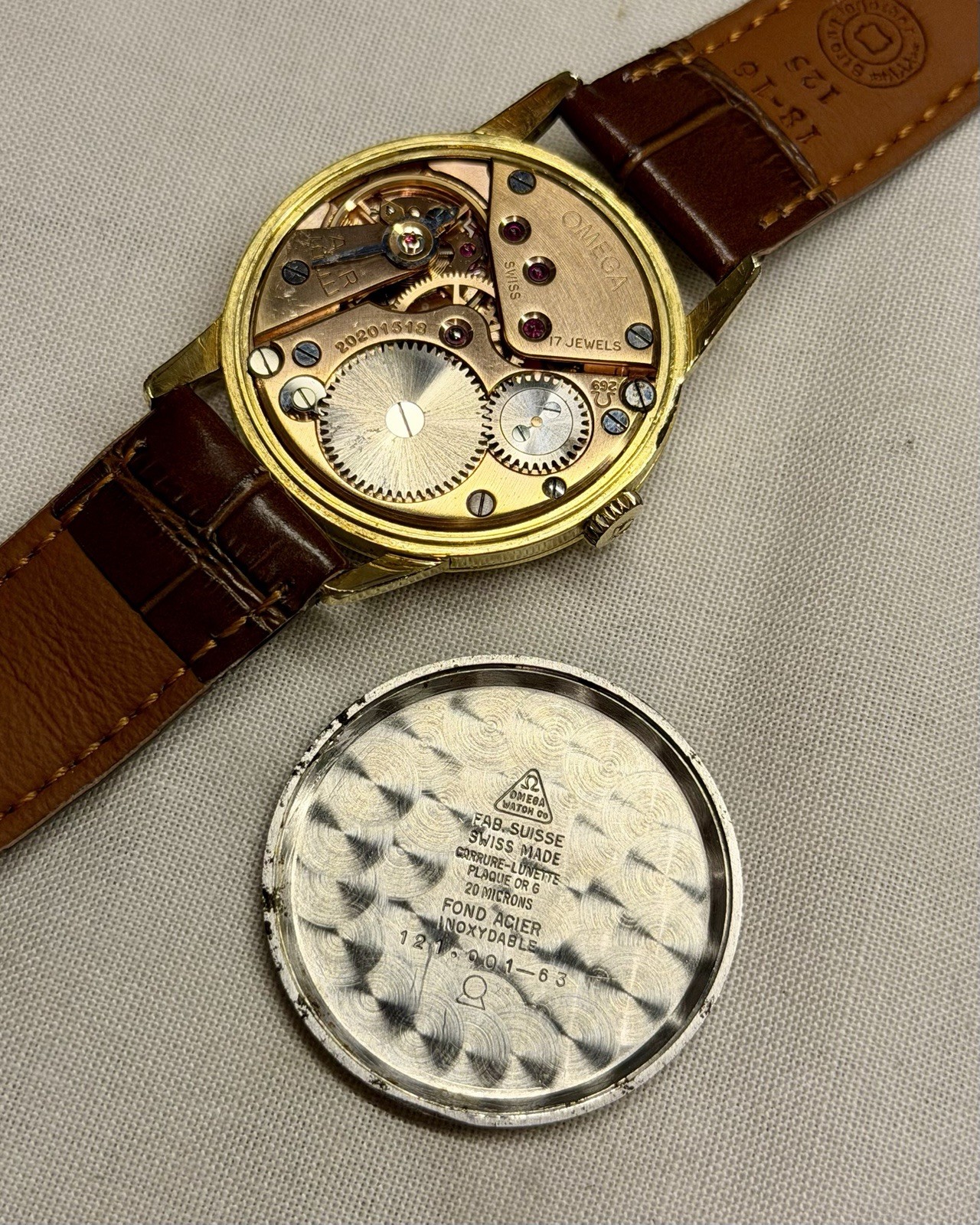 OMEGA 121.001 Vintage Swiss Made Manual Wind Gold Plated 36mm Small Sec