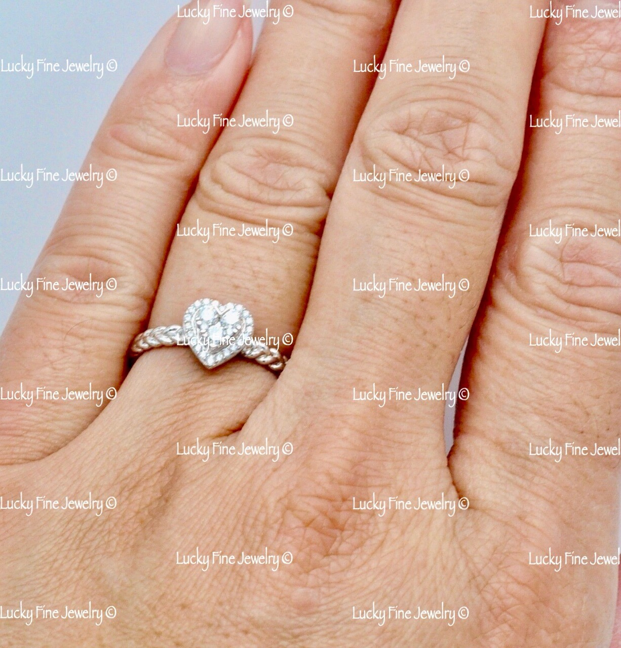 14k White Gold Ladies Natural Diamond Ring Heart Amor love 0.27 ct