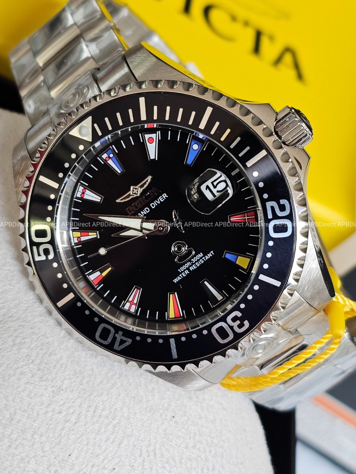 Invicta – Grand Diver – NAUTICAL FLAGS – 300m Automatic Flame-Fusion mens watch