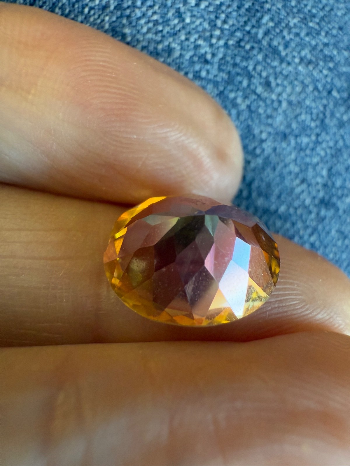Sparkly rainbow Topaz loose stone approx 3 carats for ring *as is*
