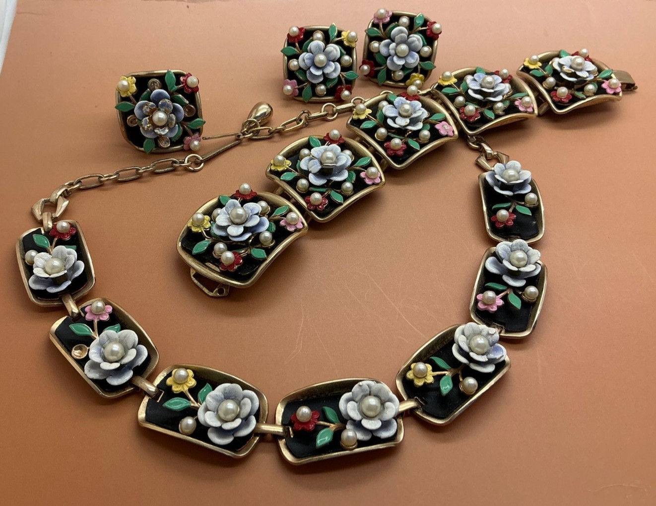 RETRO 4 Piece SET! Vintage ALICE Mulit Color Bracelet Earrings Necklace Ring!!