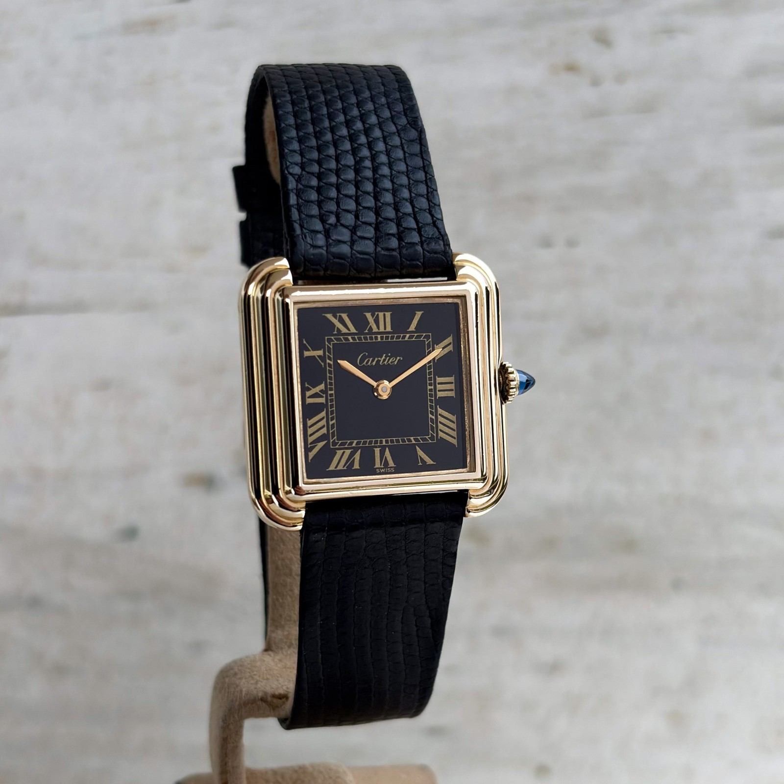 Cartier Stepped Tank Gold Plated 1100055 Black Dial 27,5mm Manual Winding Gold