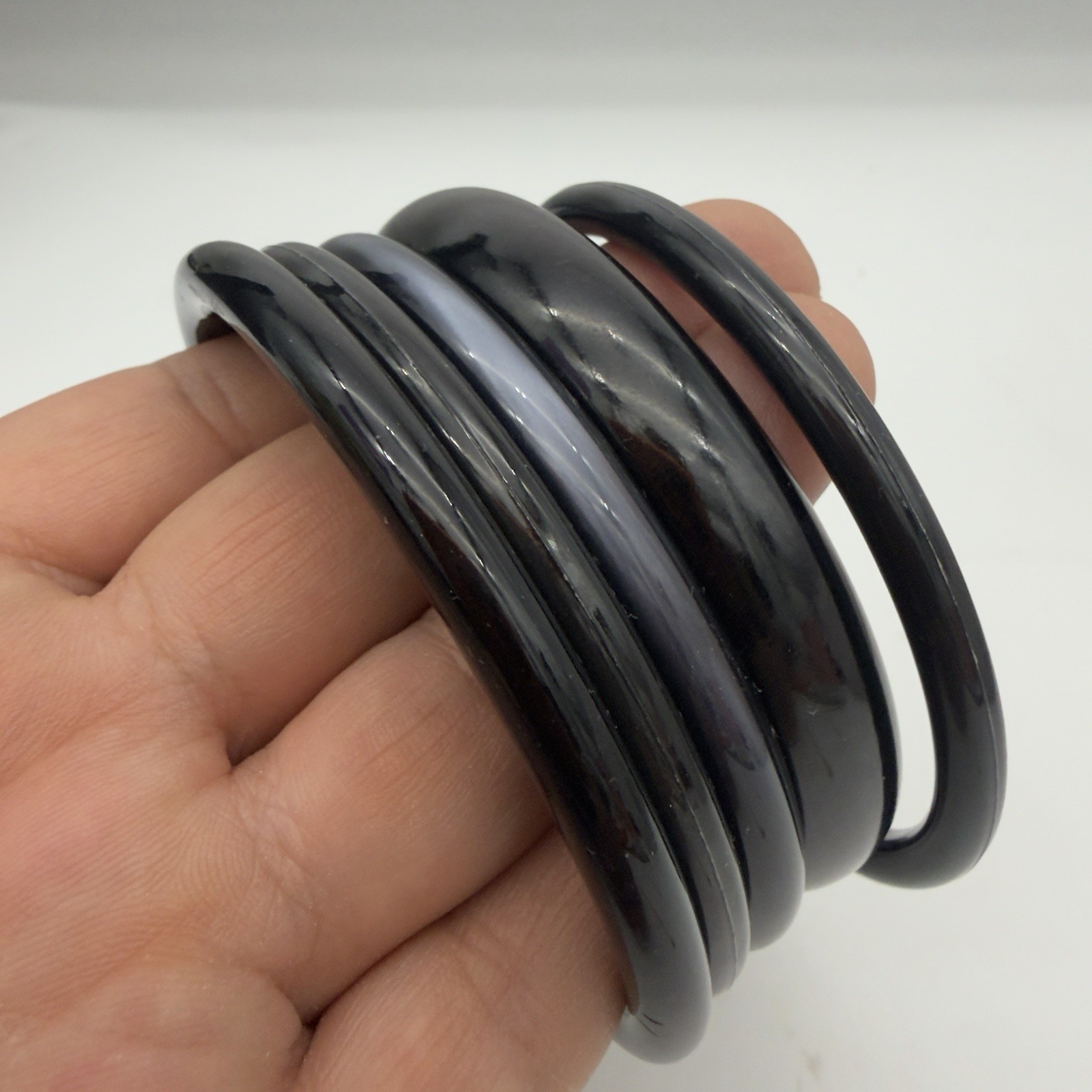 Vintage Black Bangles 1 Bakalite 1 Moonglow Lucite Acrylic Sack Of 5 Read