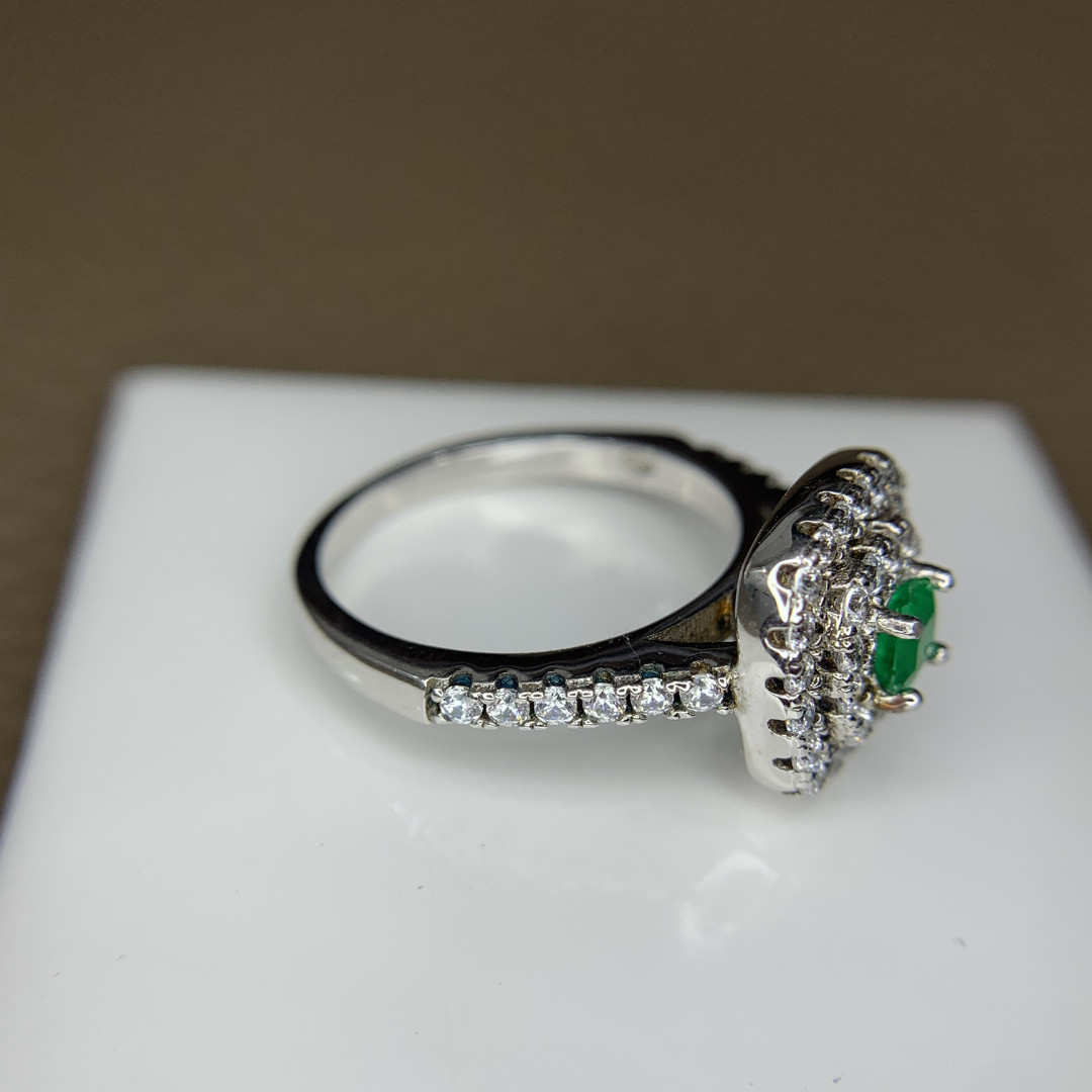 Natural 22 Carat Vivid Green Emerald Designer Ladies Ring – 925 Sterling Silver