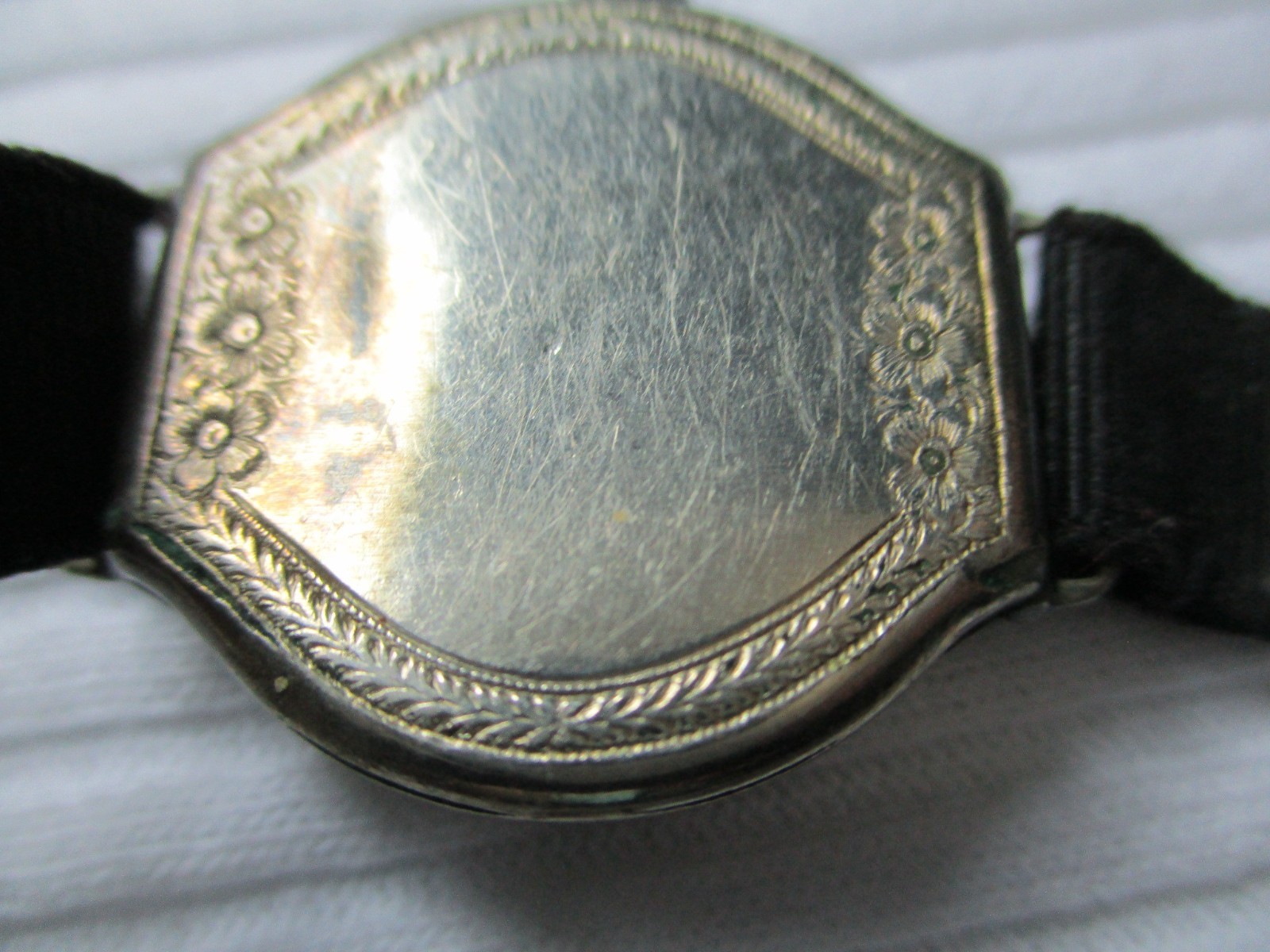 Antique 1920s HAYNE Swiss 16-Jewel Art Deco Ladies Wristwatch – 14K Gold Filled