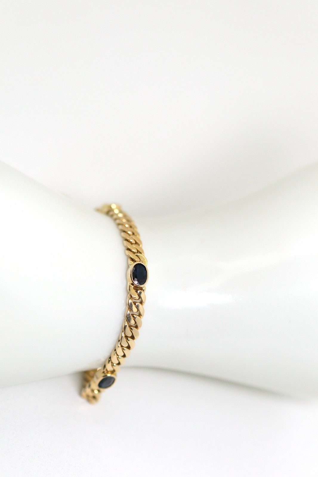Yellow Gold Curb Sapphire Oval Gemstone Bracelet 585 – 14kt WG Hallmarked L: 21cm