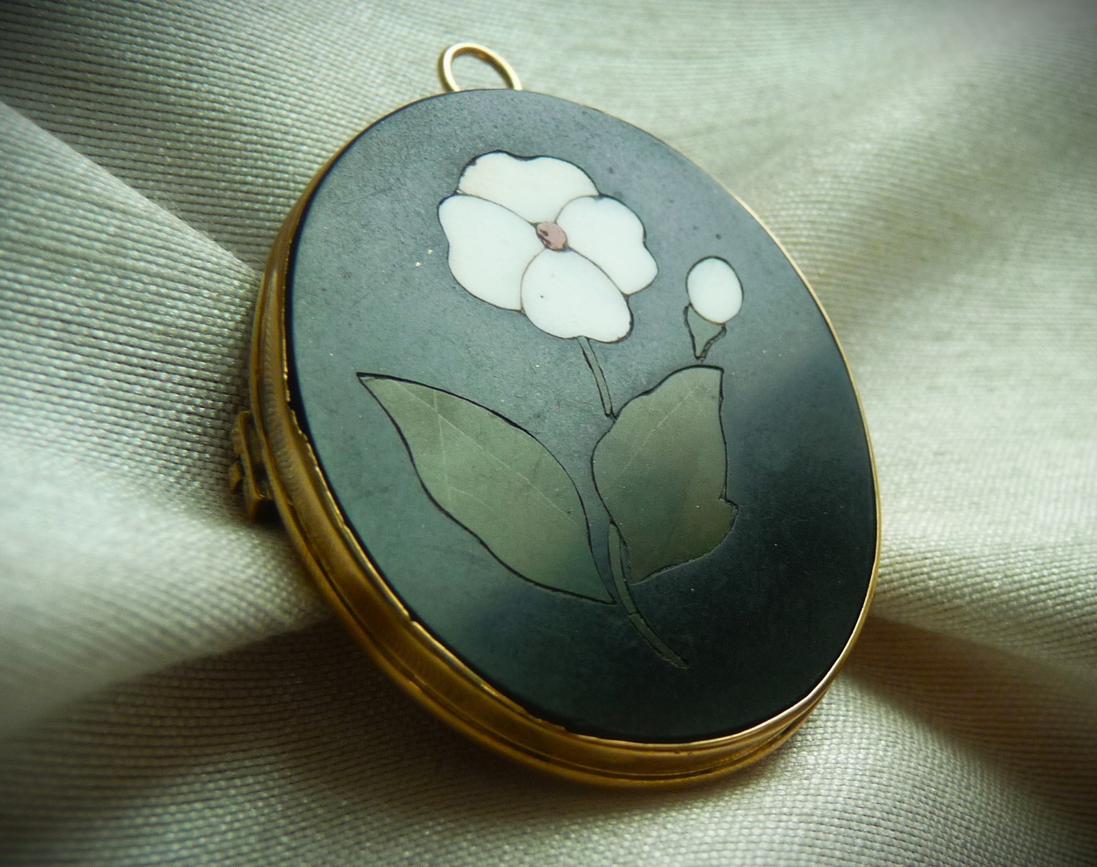 GORGEOUS ANTIQUE 10K PIETRA DURA MOSAIC GEMSTONE FLORAL MOURNING PIN PENDANT!