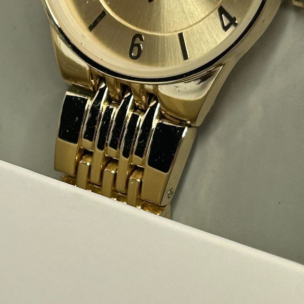 NEW Target Watch Womens Polished Gold Tone Self Adjustable Bracelet NEED BATTERY
