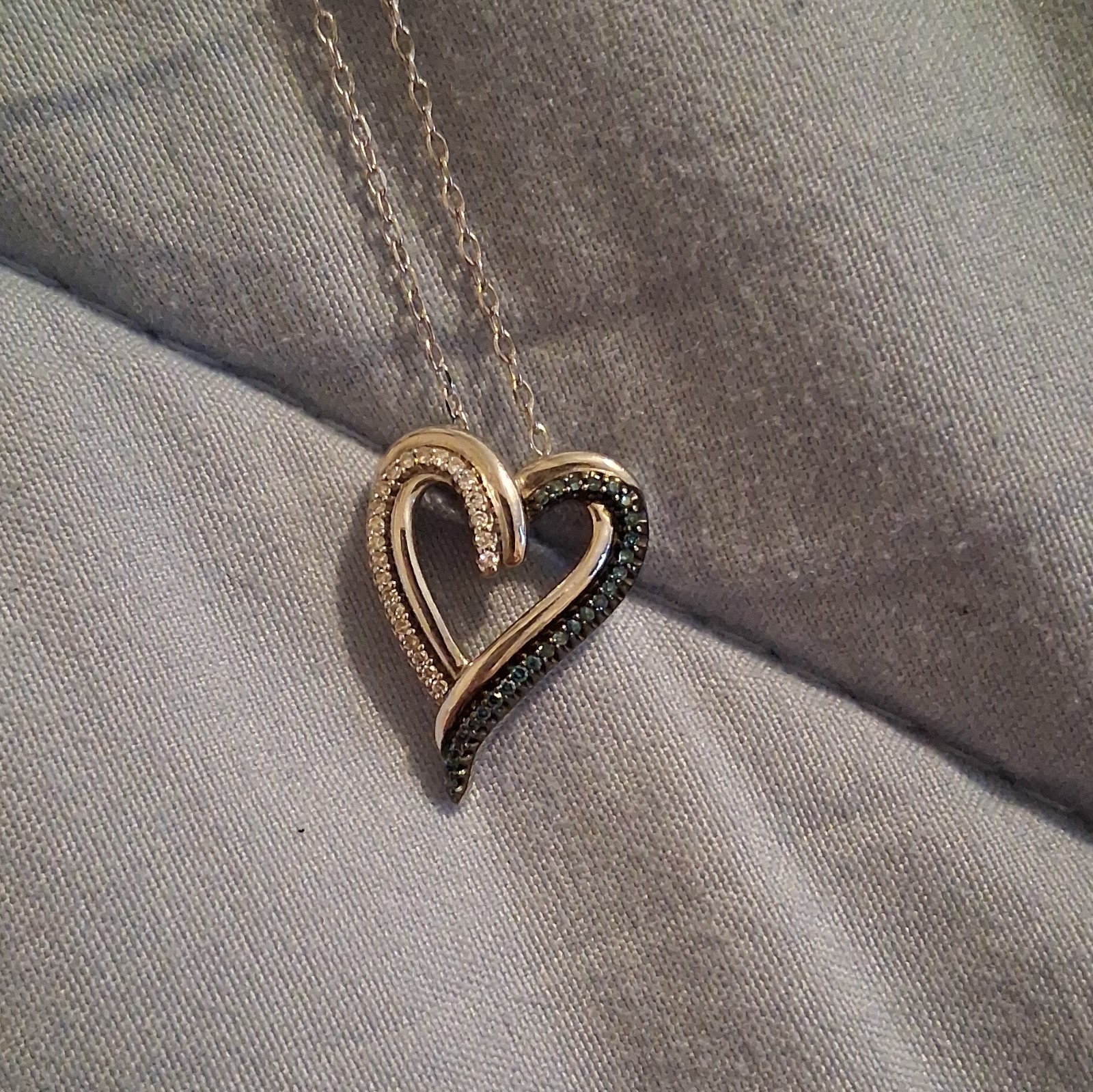 Diamond Heart Pendant Necklace Cable Chain Spring Ring Closure Love Theme