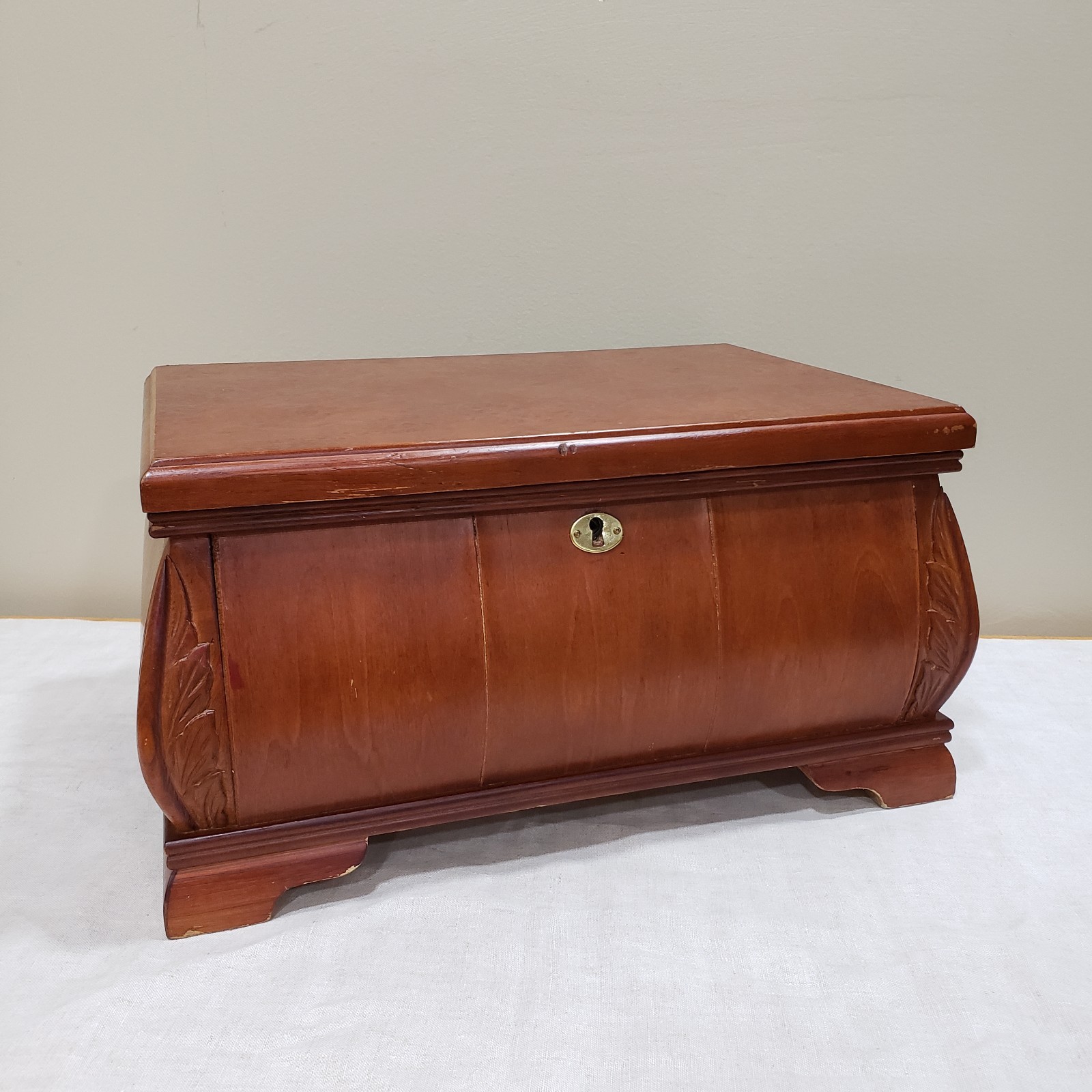 Large Jewelry Box Burl Wood Lift Top Ring Organizer Traditional Keepsake Chest